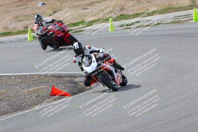 media/Mar-05-2023-TrackXperience (Sun) [[a95d40e56a]]/Group 2/session 2 turn 4/